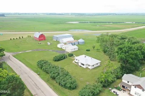 315 Main Ave S, Eldridge, ND 58401 photo 5