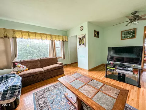 315 Main Ave S, Eldridge, ND 58401 photo 17