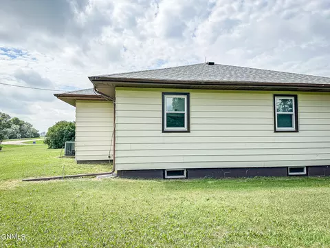 315 Main Ave S, Eldridge, ND 58401 photo 53