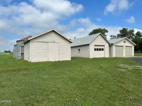 315 Main Ave S, Eldridge, ND 58401 photo 42