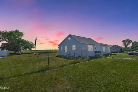 116 1st St, Appam, ND 58830 photo 10