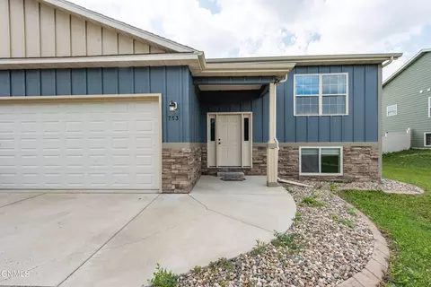 753 22nd Ave E, Dickinson, ND 58601 photo 53