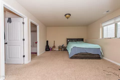 753 22nd Ave E, Dickinson, ND 58601 photo 40