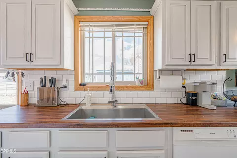426 E Capitol Ave, Bismarck, ND 58501 photo 9