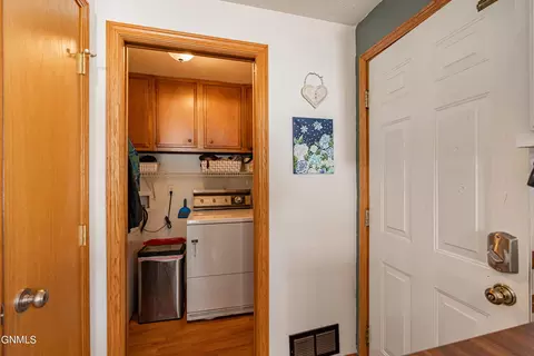 426 E Capitol Ave, Bismarck, ND 58501 photo 18