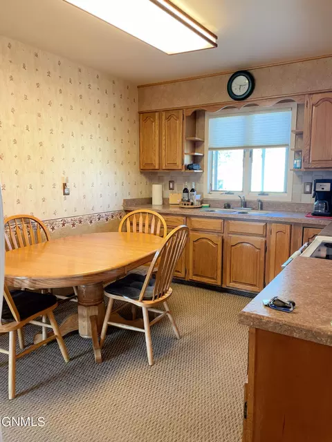 1510 9th Ave W, Williston, ND 58801 photo 15