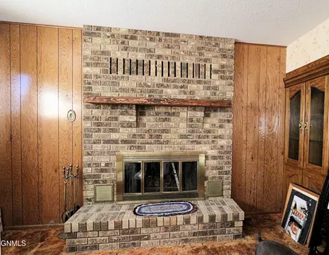1510 9th Ave W, Williston, ND 58801 photo 12