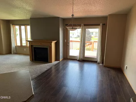 726 Brome Loop, Bismarck, ND 58503 photo 7