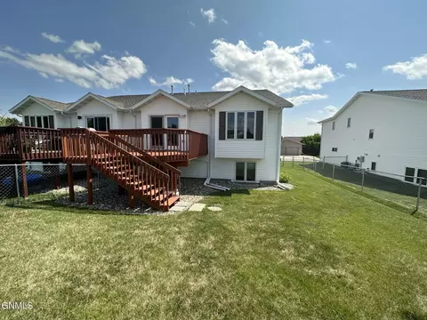 726 Brome Loop, Bismarck, ND 58503 photo 31