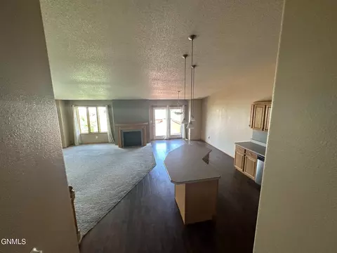 726 Brome Loop, Bismarck, ND 58503 photo 9