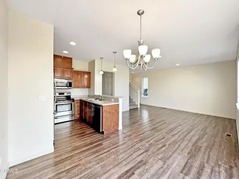 2806 28th St W, Williston, ND 58801 photo 23