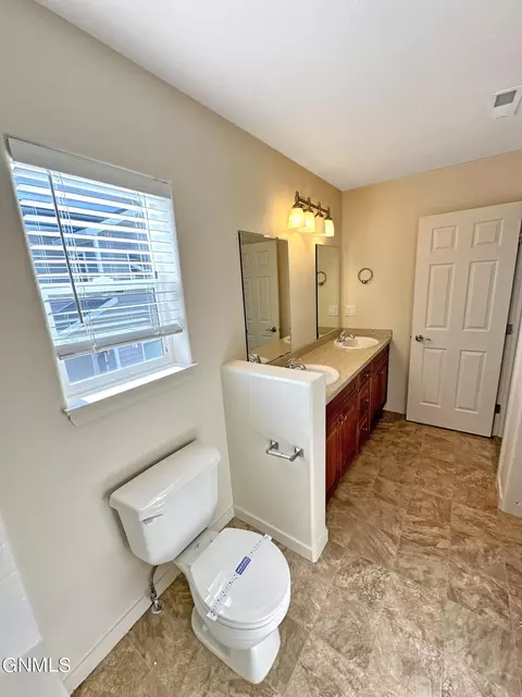 2806 28th St W, Williston, ND 58801 photo 43