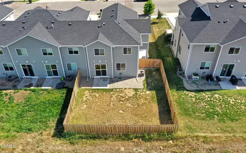2806 28th St W, Williston, ND 58801 photo 5