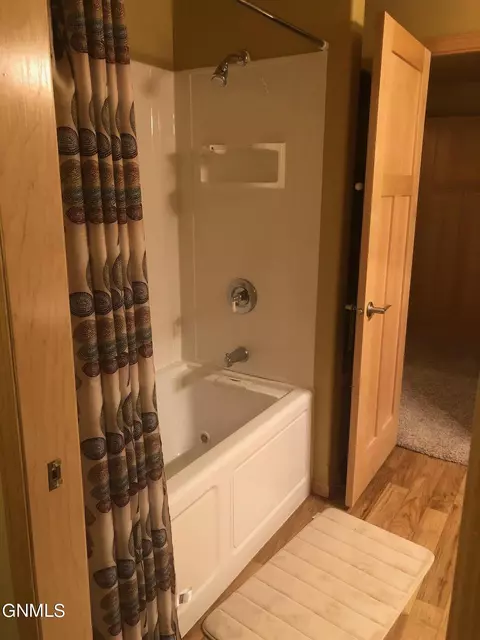 330 Calgary Ave, Bismarck, ND 58503 photo 40