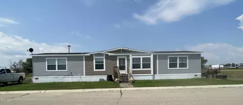 1013 Juniper St, Culbertson, MT 59218