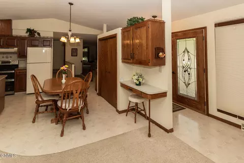 2003 Thompson St, Bismarck, ND 58501 photo 16