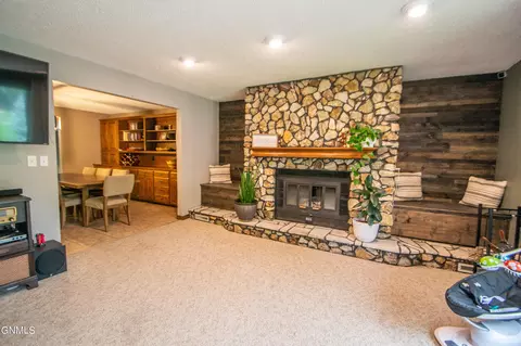 2417 Boulevard Ave E, Bismarck, ND 58501 photo 24