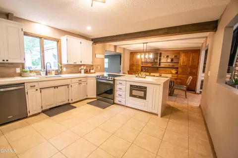 2417 Boulevard Ave E, Bismarck, ND 58501 photo 32