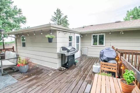 2417 Boulevard Ave E, Bismarck, ND 58501 photo 16