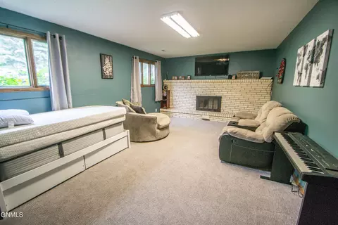2417 Boulevard Ave E, Bismarck, ND 58501 photo 47