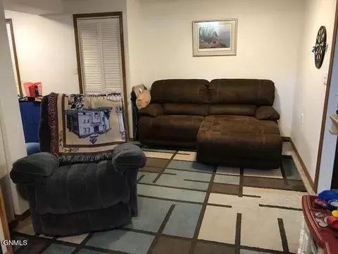 206 Dakota St S, Elgin, ND 58533 photo 18