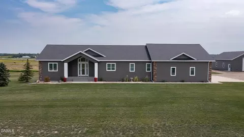 6403 Endicott Dr, Bismarck, ND 58503 photo 47