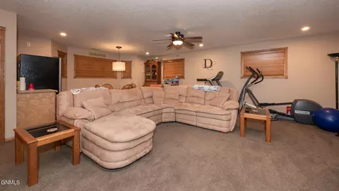 3709 Bottom Road Rd, Bismarck, ND 58504 photo 19