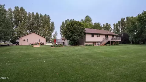 3709 Bottom Road Rd, Bismarck, ND 58504 photo 38