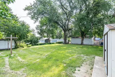 515 Gary Ave, Bismarck, ND 58501 photo 29