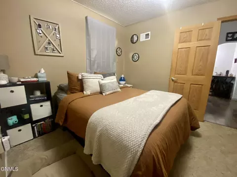 536 3rd Ave E, Dickinson, ND 58601 photo 16