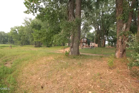 3840 4th St SW, Stanton, ND 58571 photo 17
