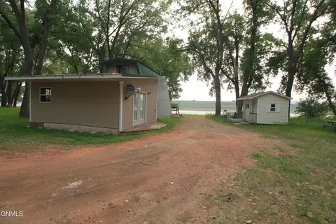3840 4th St SW, Stanton, ND 58571 photo 39