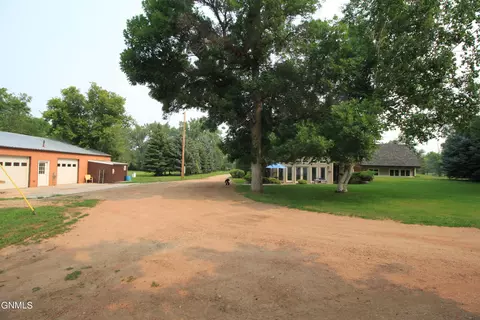 3840 4th St SW, Stanton, ND 58571 photo 5