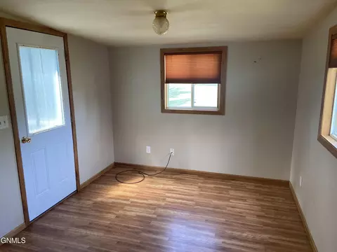 5615 Carolville Loop, Williston, ND 58801 photo 17