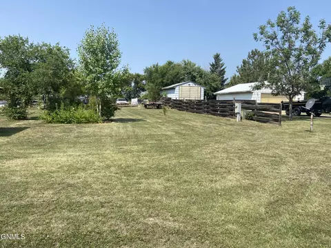 5615 Carolville Loop, Williston, ND 58801 photo 26