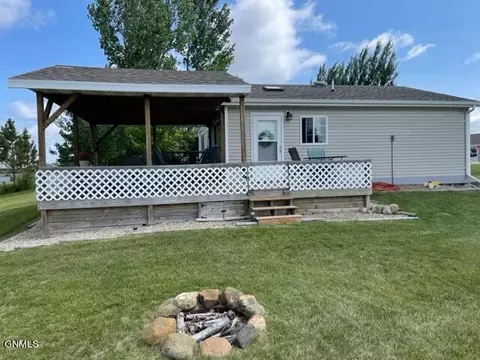 178 Shoreline Dr S, Dawson, ND 58428