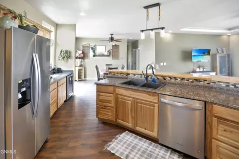 13906 61st St NW, Williston, ND 58801 photo 21