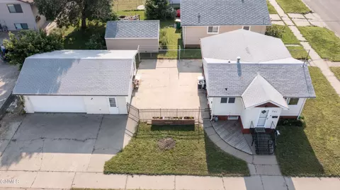 321 S 15th St, Bismarck, ND 58504 photo 27