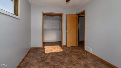 321 S 15th St, Bismarck, ND 58504 photo 12