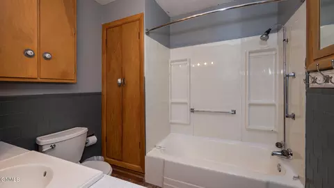 321 S 15th St, Bismarck, ND 58504 photo 9