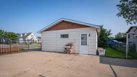321 S 15th St, Bismarck, ND 58504 photo 26