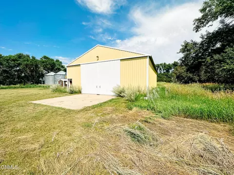 2673 52nd Ave NE, Maddock, ND 58348 photo 17