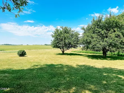 2673 52nd Ave NE, Maddock, ND 58348 photo 22