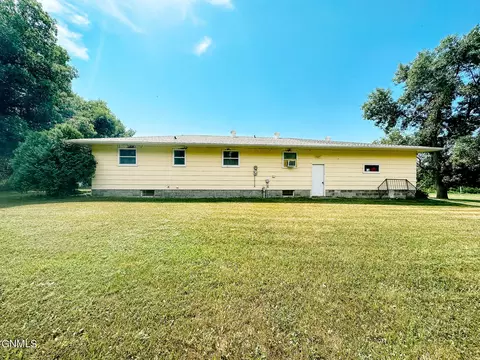 2673 52nd Ave NE, Maddock, ND 58348 photo 6