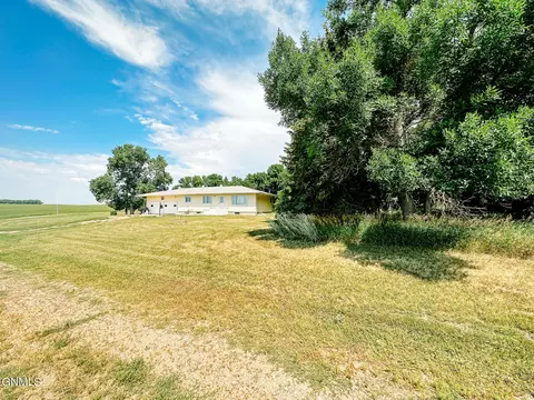 2673 52nd Ave NE, Maddock, ND 58348 photo 11