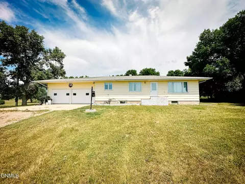 2673 52nd Ave NE, Maddock, ND 58348 photo 2