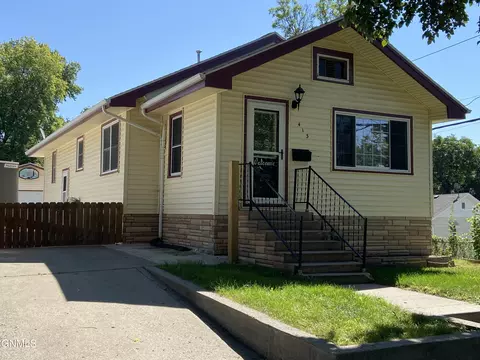 413 Griffin St, Bismarck, ND 58501