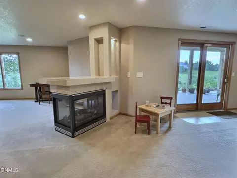 1269 Eagle Crest Loop, Bismarck, ND 58503 photo 50