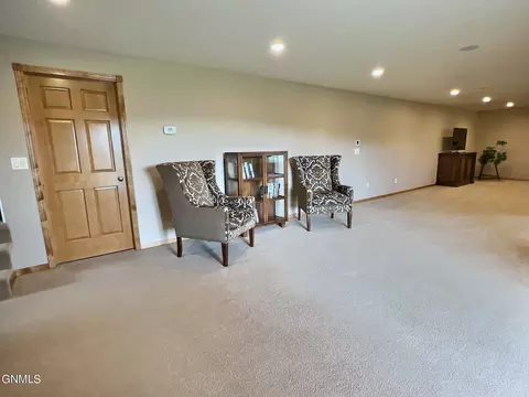 1269 Eagle Crest Loop, Bismarck, ND 58503 photo 54