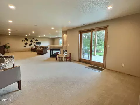 1269 Eagle Crest Loop, Bismarck, ND 58503 photo 56